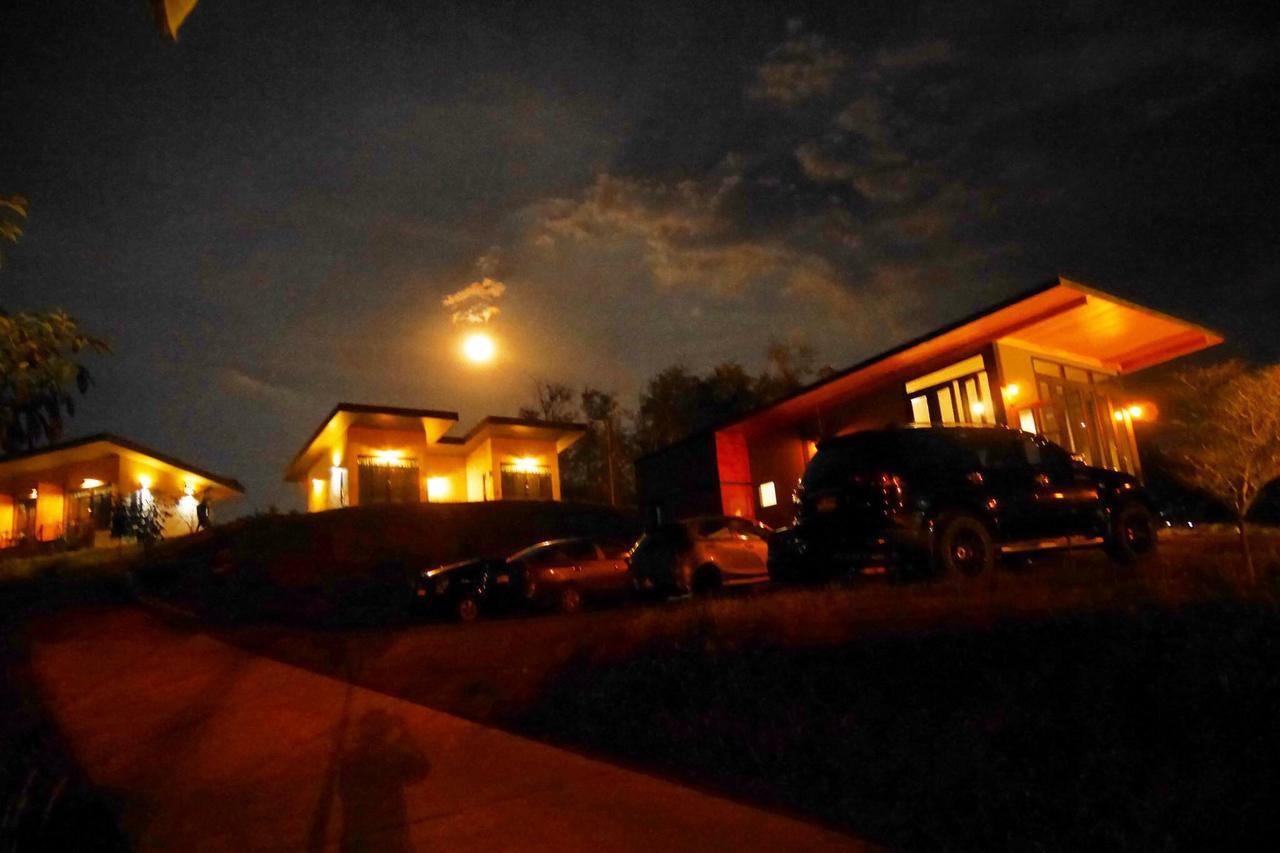 The Sunnery Ville Lom Kao Exterior photo